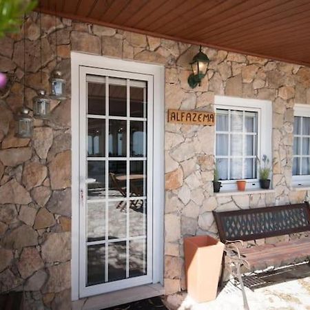 Bed and Breakfast Casas Da Gralha Turquel Екстер'єр фото